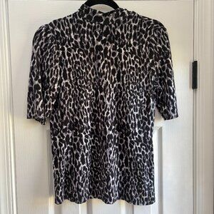Banana Republic 3/4 length sleeve leopard print top, Size M